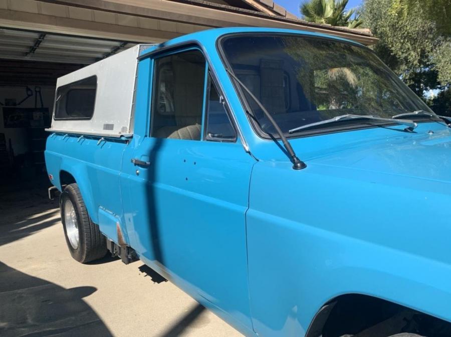 Детали экстерьера Mazda B1500 1974 года  (фото 22 из 111)